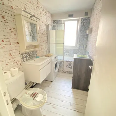 Le Studio Lumineux 500 M De La Plage